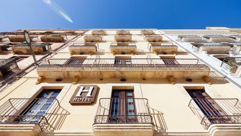 Placa De La Font Tarragona Ngoại thất bức ảnh