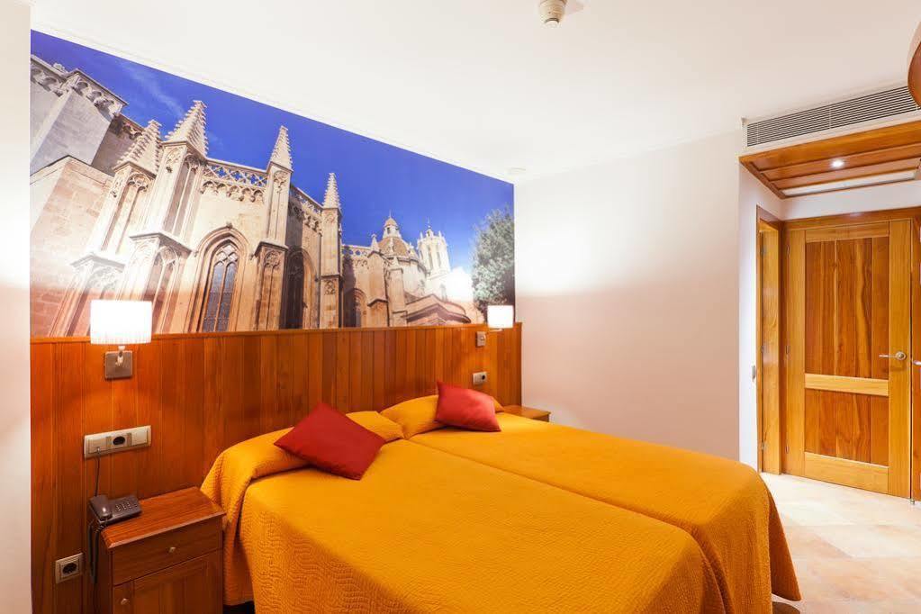 Placa De La Font Tarragona Ngoại thất bức ảnh